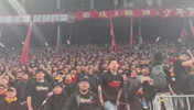 火爆！下轮将上演川渝德比，重庆铜梁龙球迷看台高喊：干死成都！