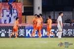 豪取三连胜！厦门2-0十人泉州2分领跑 江泽源双响陈毅阳直红